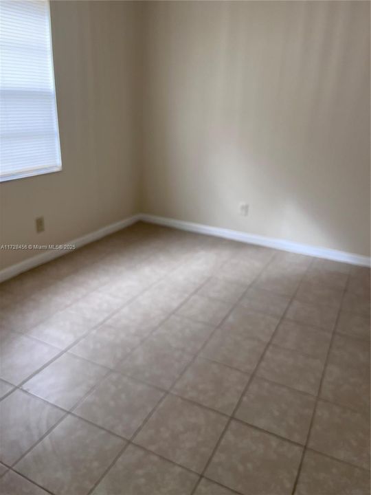 Recently Rented: $1,600 (2 beds, 2 baths, 840 Square Feet)