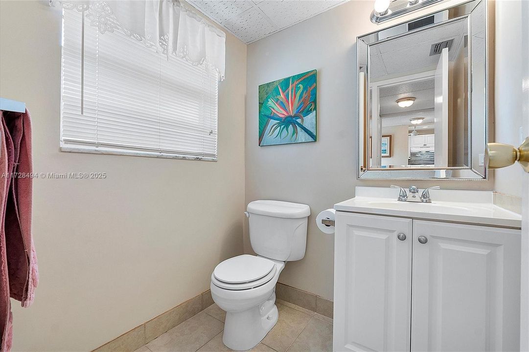 Active With Contract: $72,500 (1 beds, 1 baths, 775 Square Feet)