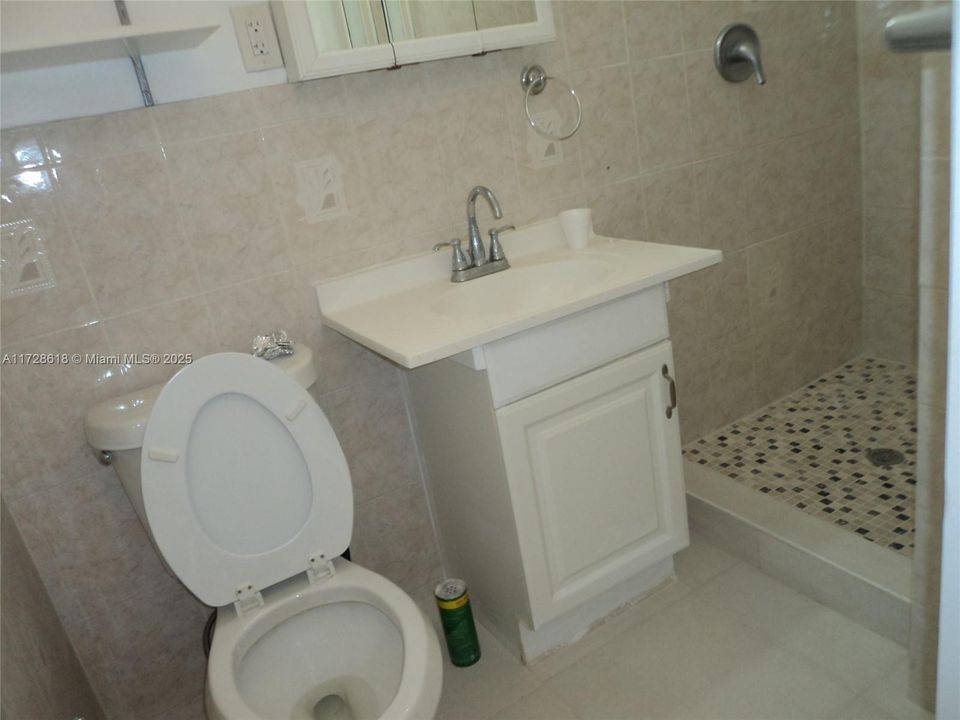 Second Full Bath--In good condition