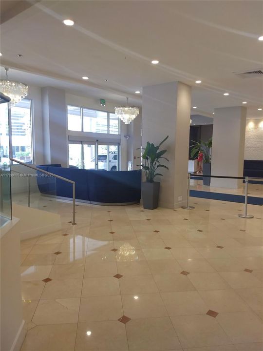 待售: $360,000 (0 贝兹, 1 浴室, 530 平方英尺)