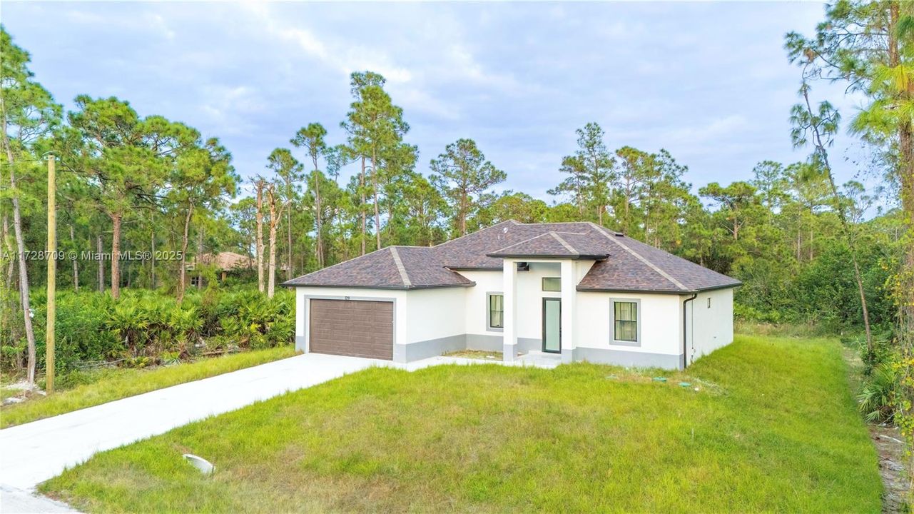 最近售出: $369,000 (4 贝兹, 2 浴室, 1842 平方英尺)