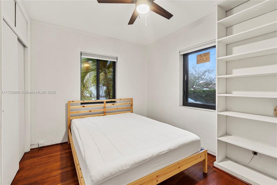 Recently Rented: $3,500 (3 beds, 2 baths, 1302 Square Feet)