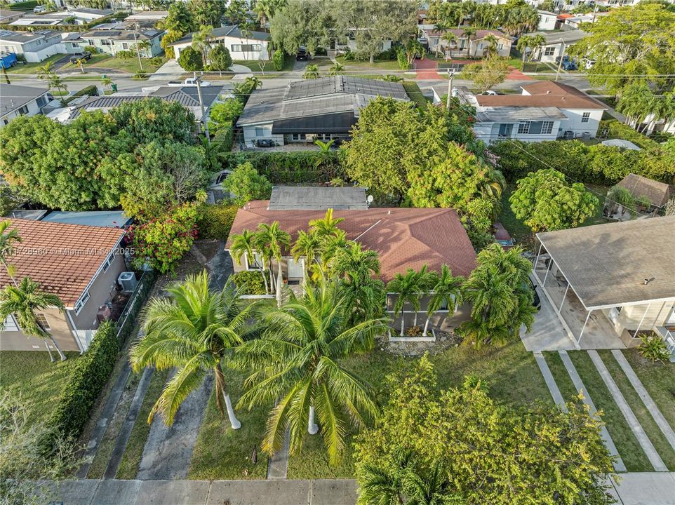 Recently Rented: $3,500 (3 beds, 2 baths, 1302 Square Feet)