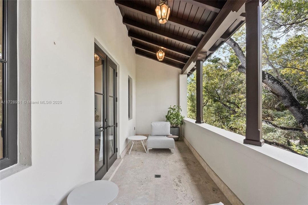 最近租的: $22,000 (4 贝兹, 4 浴室, 4080 平方英尺)