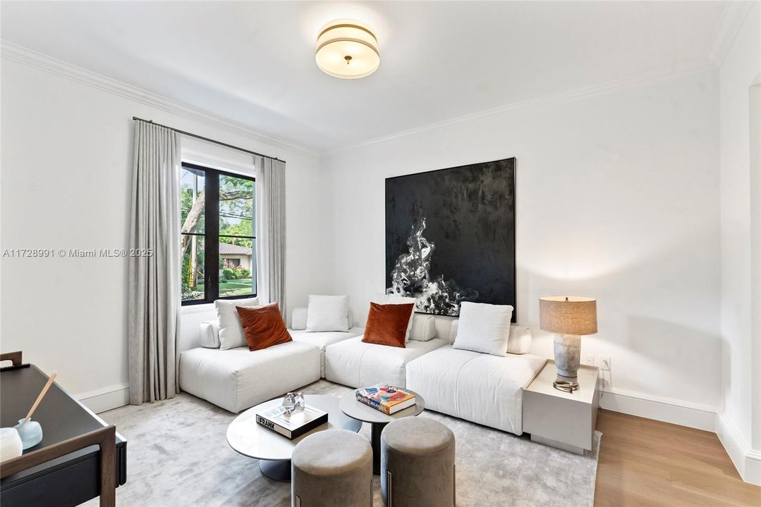 最近租的: $22,000 (4 贝兹, 4 浴室, 4080 平方英尺)