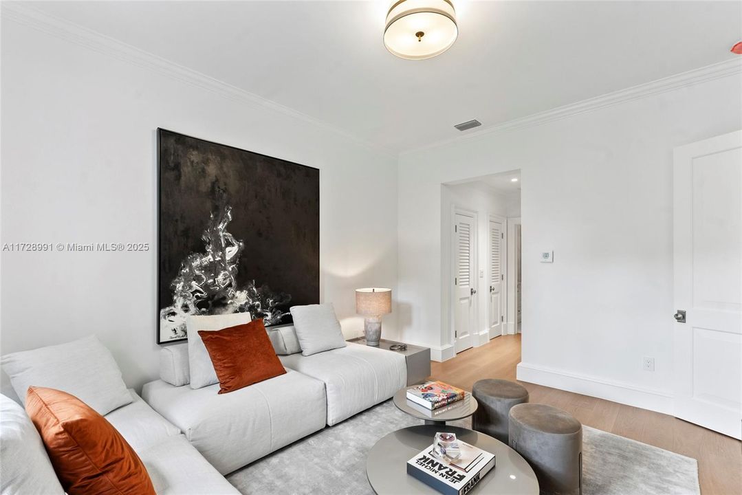 最近租的: $22,000 (4 贝兹, 4 浴室, 4080 平方英尺)