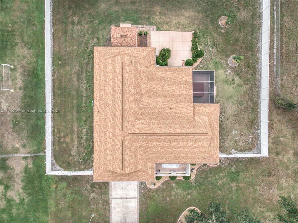 最近售出: $339,900 (3 贝兹, 3 浴室, 0 平方英尺)