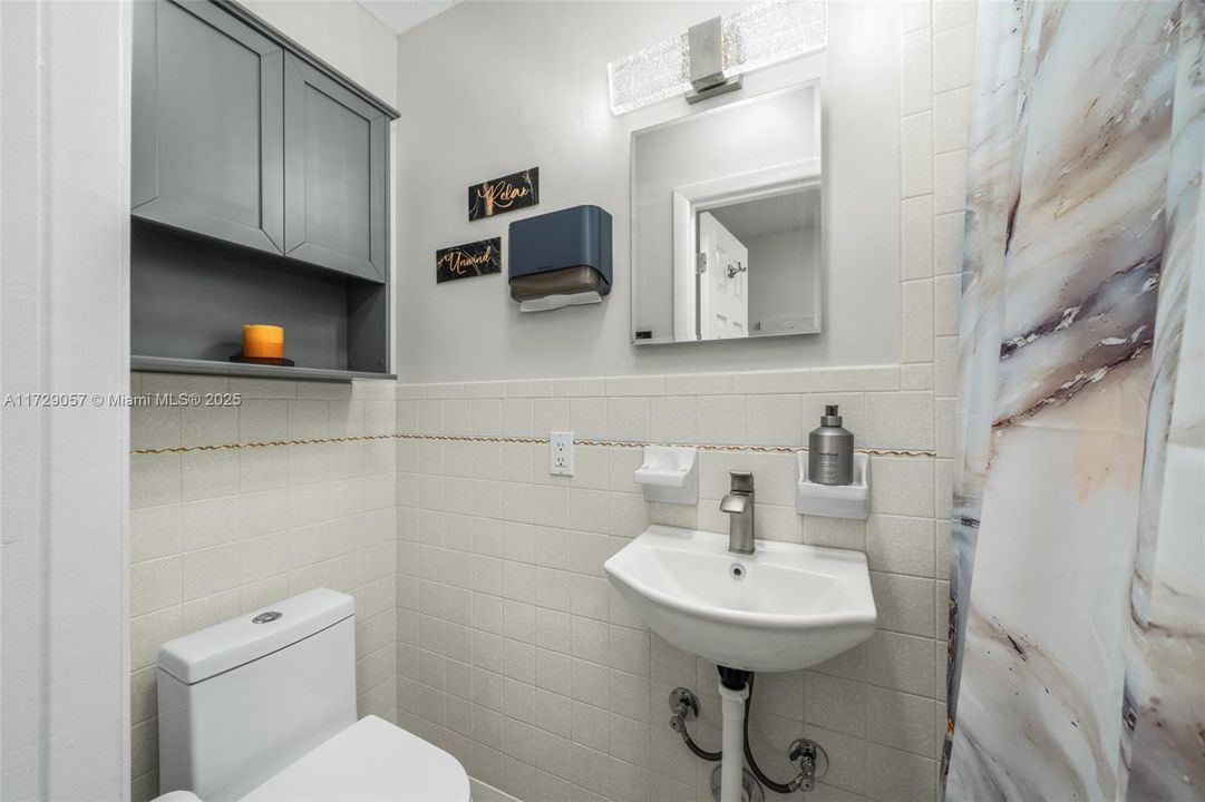 最近售出: $339,900 (3 贝兹, 3 浴室, 0 平方英尺)