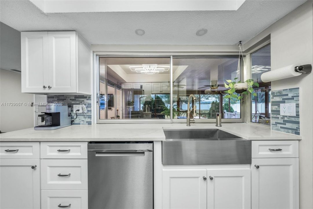 最近售出: $339,900 (3 贝兹, 3 浴室, 0 平方英尺)