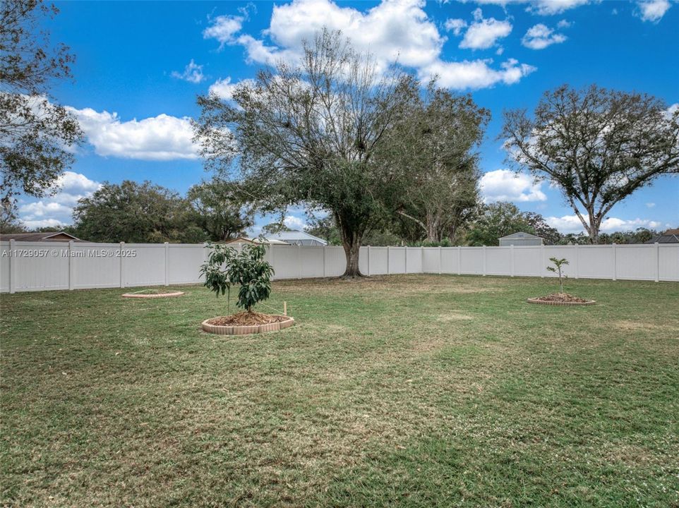 最近售出: $339,900 (3 贝兹, 3 浴室, 0 平方英尺)