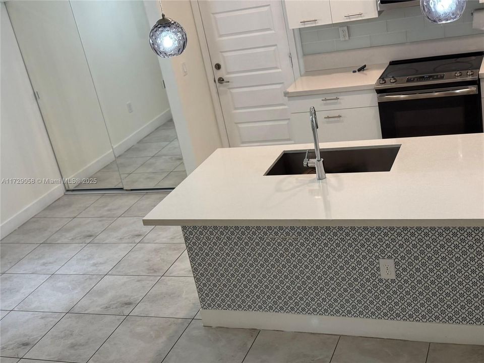 Недавно арендовано: $3,800 (3 спален, 2 ванн, 1424 Квадратных фут)