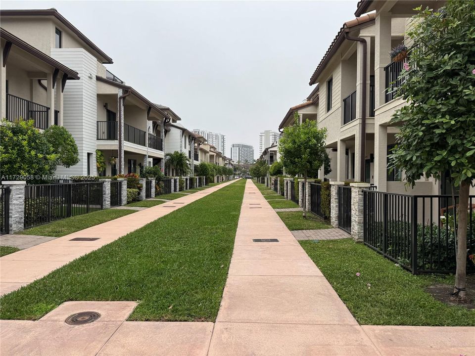 Недавно арендовано: $3,800 (3 спален, 2 ванн, 1424 Квадратных фут)