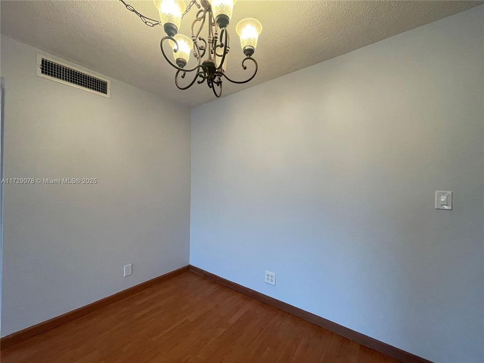 Недавно арендовано: $1,850 (2 спален, 2 ванн, 1100 Квадратных фут)