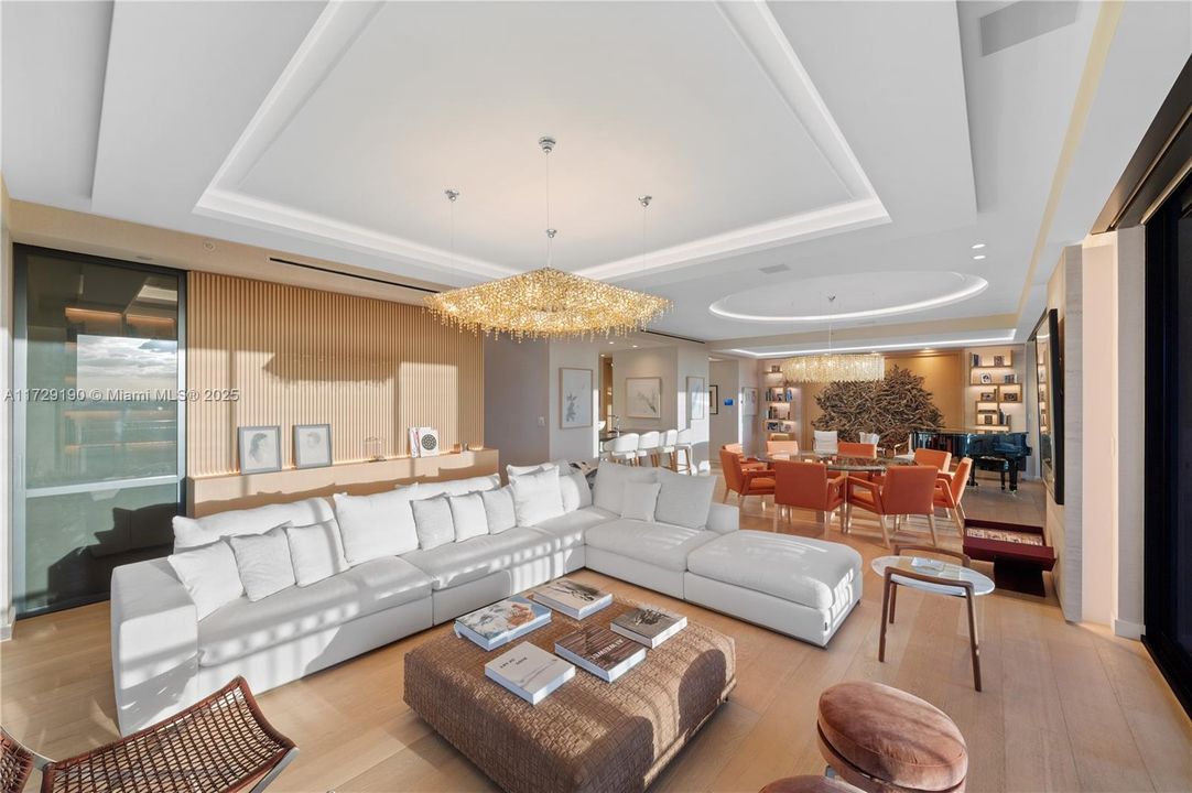En Venta: $18,500,000 (4 camas, 4 baños, 4420 Pies cuadrados)