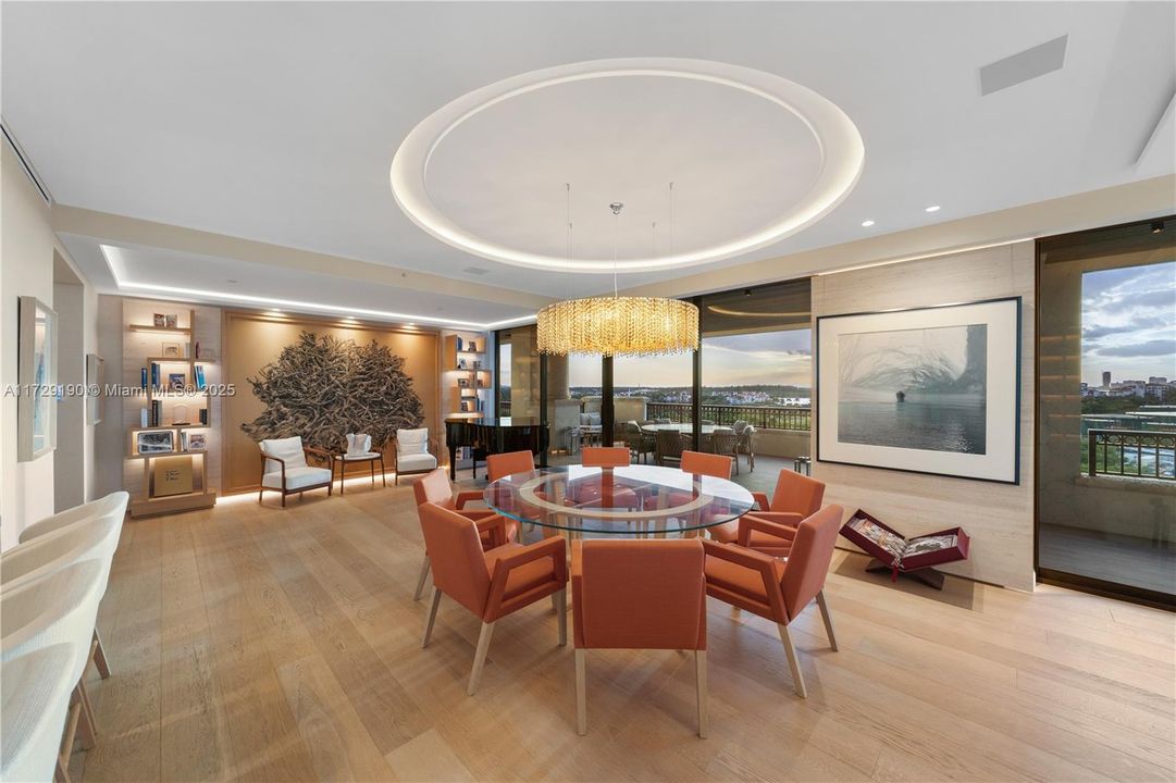En Venta: $18,500,000 (4 camas, 4 baños, 4420 Pies cuadrados)