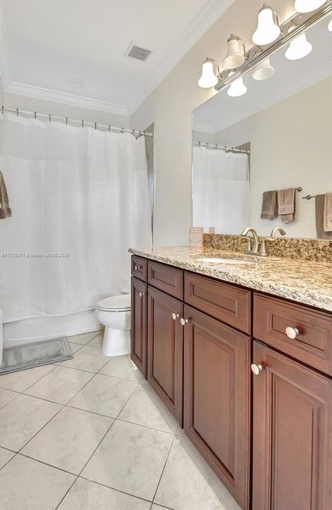 Недавно арендовано: $6,950 (4 спален, 3 ванн, 2964 Квадратных фут)