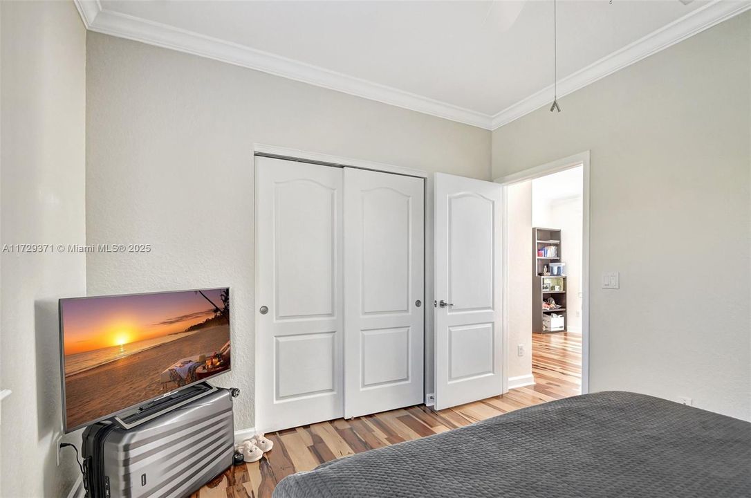 Недавно арендовано: $6,950 (4 спален, 3 ванн, 2964 Квадратных фут)