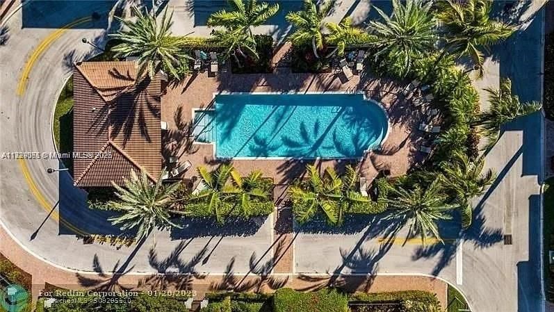 Недавно арендовано: $6,950 (4 спален, 3 ванн, 2964 Квадратных фут)