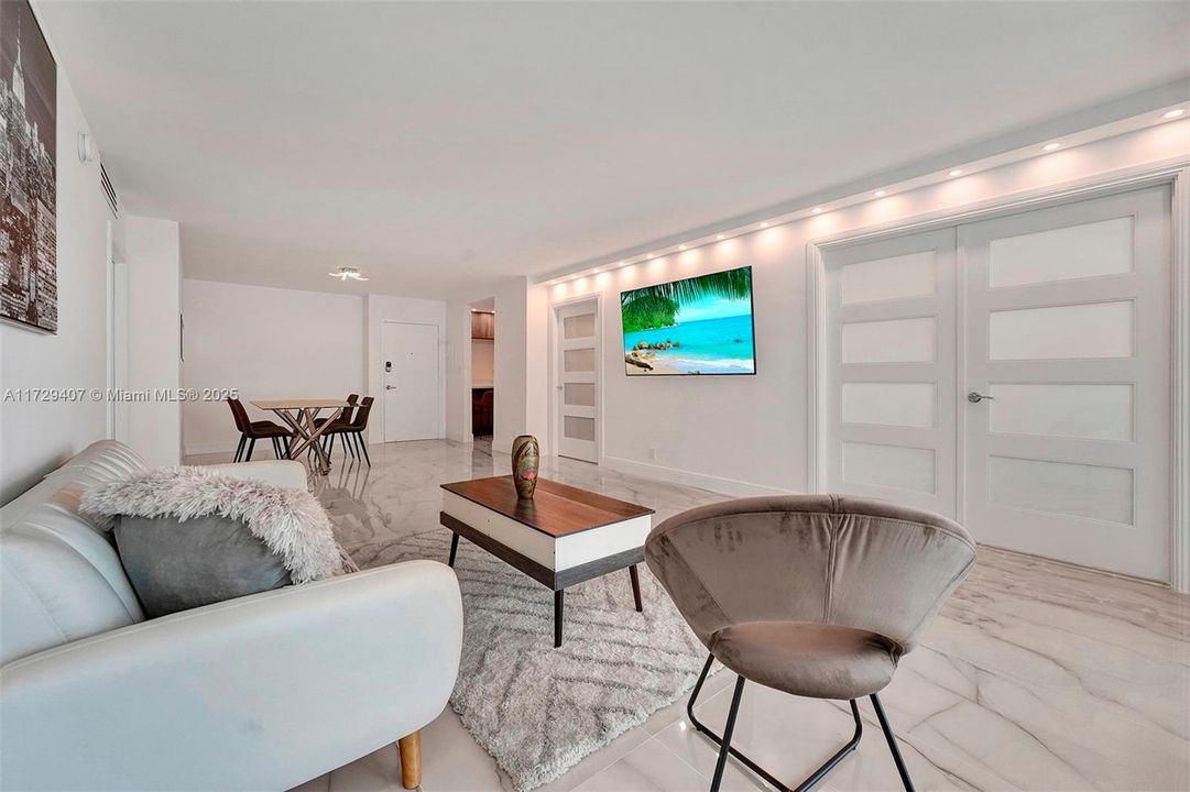 Recently Rented: $3,700 (2 beds, 2 baths, 1248 Square Feet)