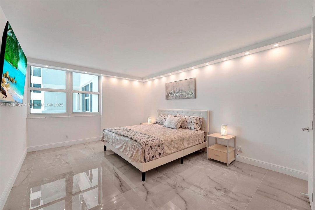 Recently Rented: $3,700 (2 beds, 2 baths, 1248 Square Feet)