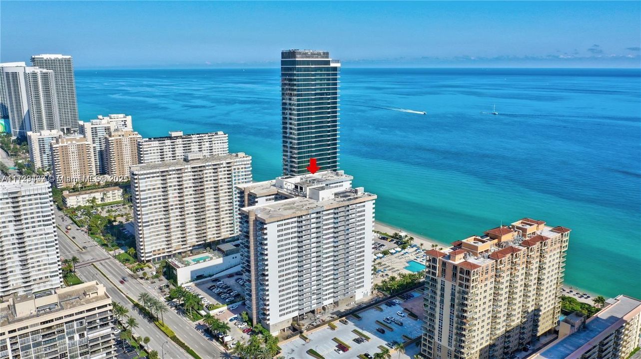 Recently Rented: $3,700 (2 beds, 2 baths, 1248 Square Feet)