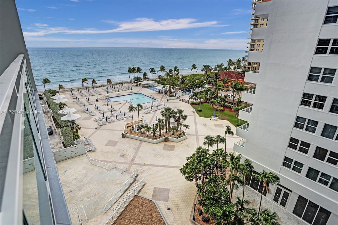 Recently Rented: $3,700 (2 beds, 2 baths, 1248 Square Feet)