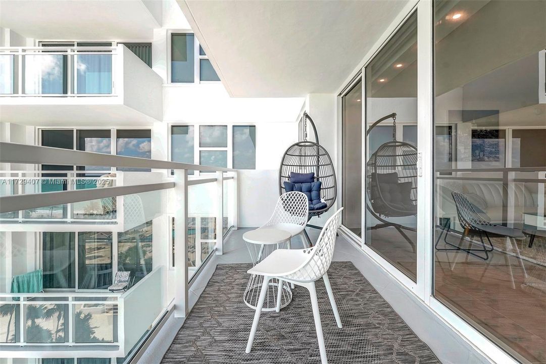 Recently Rented: $3,700 (2 beds, 2 baths, 1248 Square Feet)