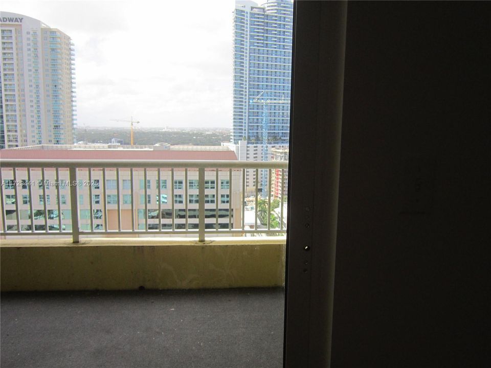 En Venta: $390,000 (1 camas, 1 baños, 630 Pies cuadrados)