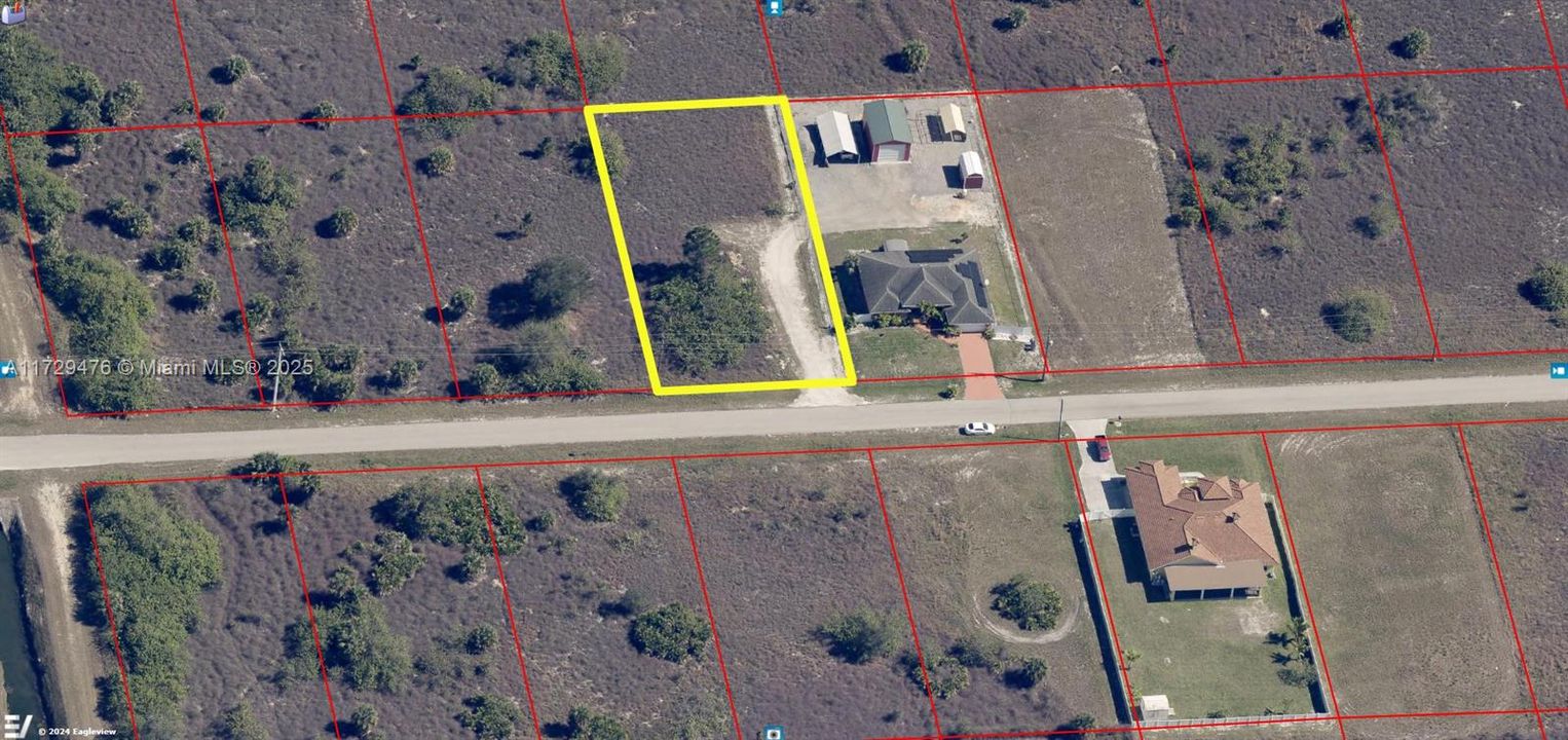 最近售出: $28,000 (0.50 acres)