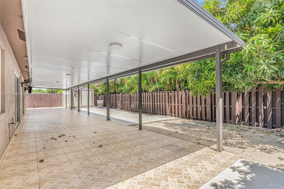 最近租的: $5,000 (5 贝兹, 2 浴室, 1937 平方英尺)