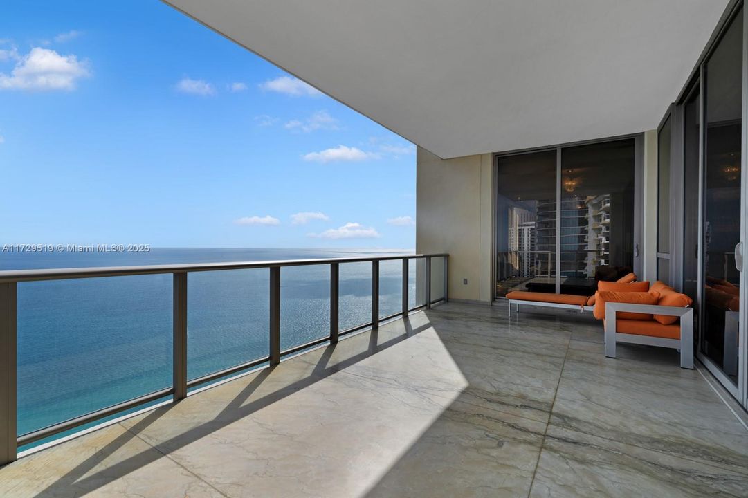 待售: $7,600,000 (4 贝兹, 6 浴室, 4609 平方英尺)