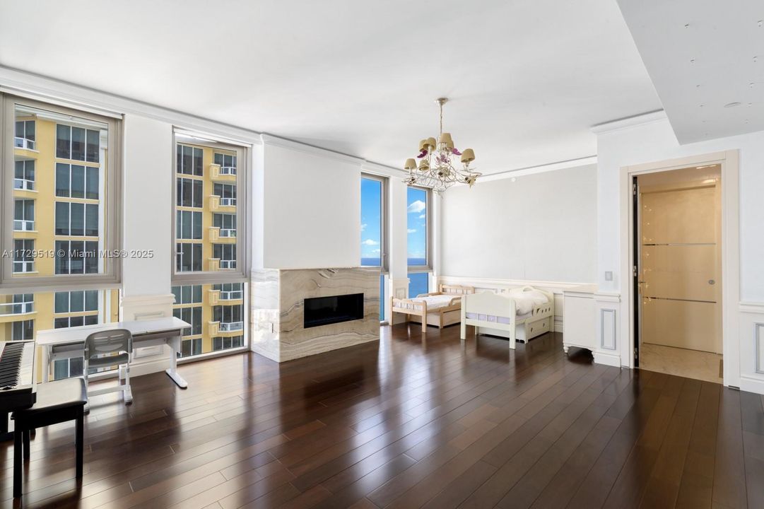 待售: $7,600,000 (4 贝兹, 6 浴室, 4609 平方英尺)