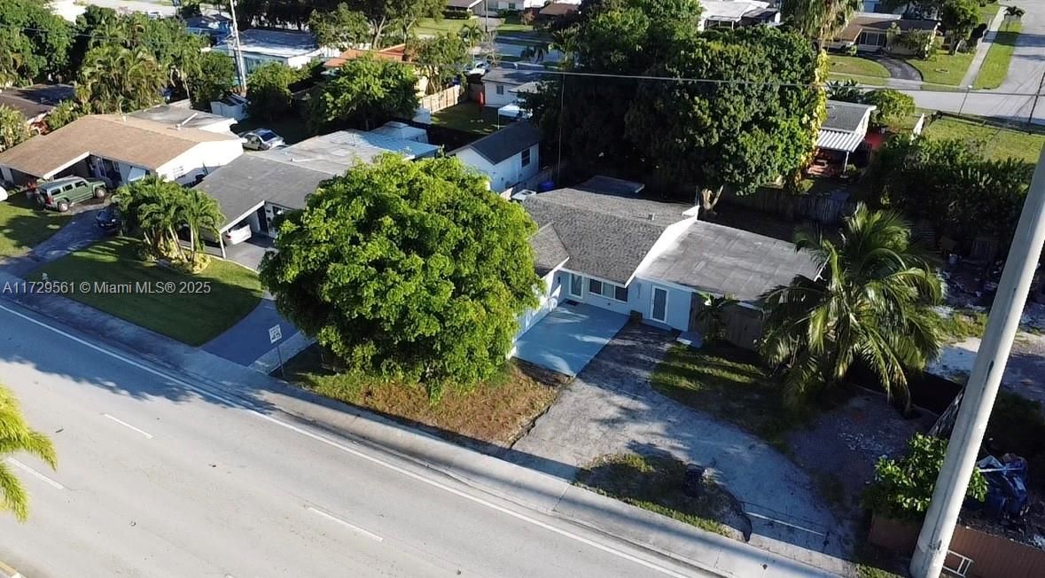 Activo con contrato: $569,000 (5 camas, 4 baños, 1347 Pies cuadrados)