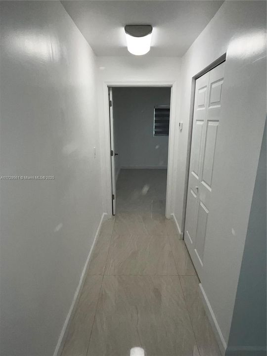 Activo con contrato: $569,000 (5 camas, 4 baños, 1347 Pies cuadrados)