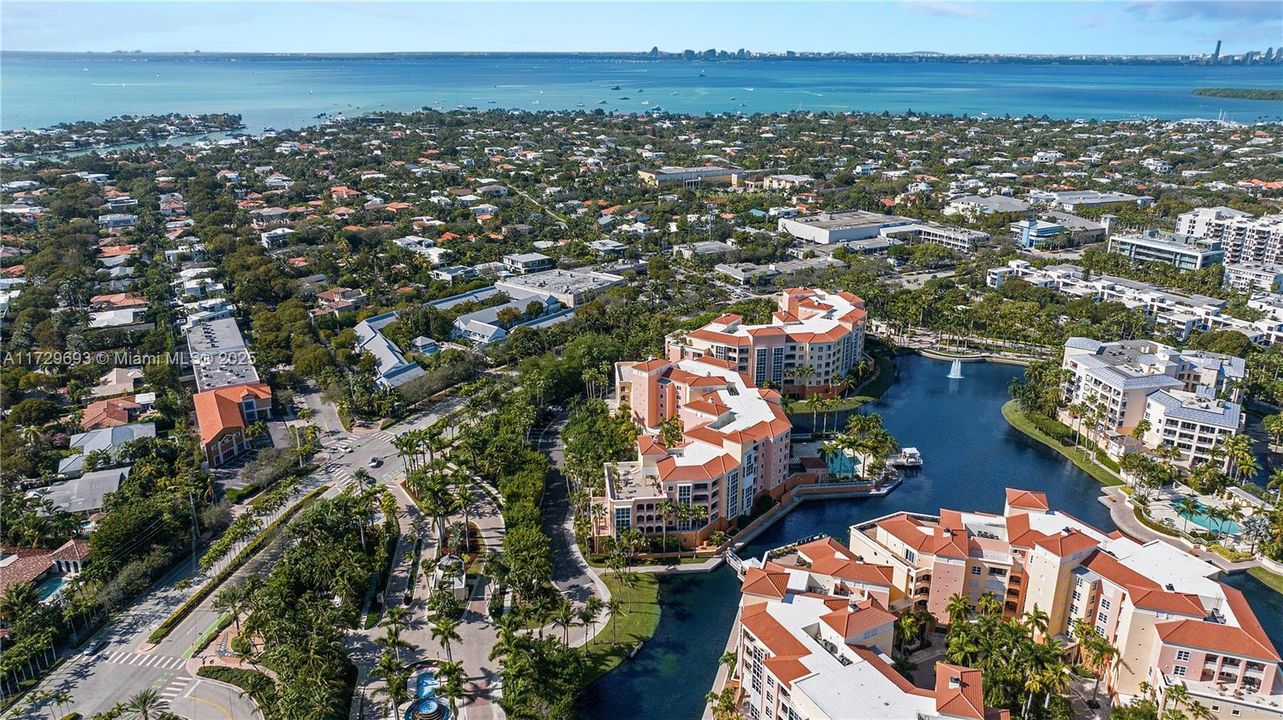 Vendido Recientemente: $2,270,000 (2 camas, 2 baños, 2060 Pies cuadrados)