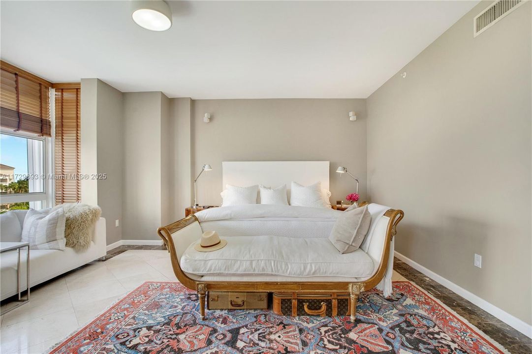 Vendido Recientemente: $2,270,000 (2 camas, 2 baños, 2060 Pies cuadrados)