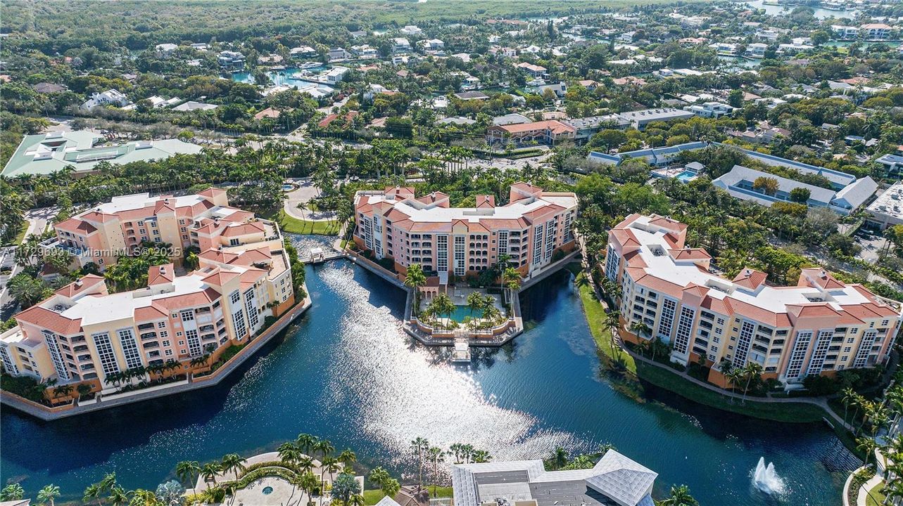 Vendido Recientemente: $2,270,000 (2 camas, 2 baños, 2060 Pies cuadrados)