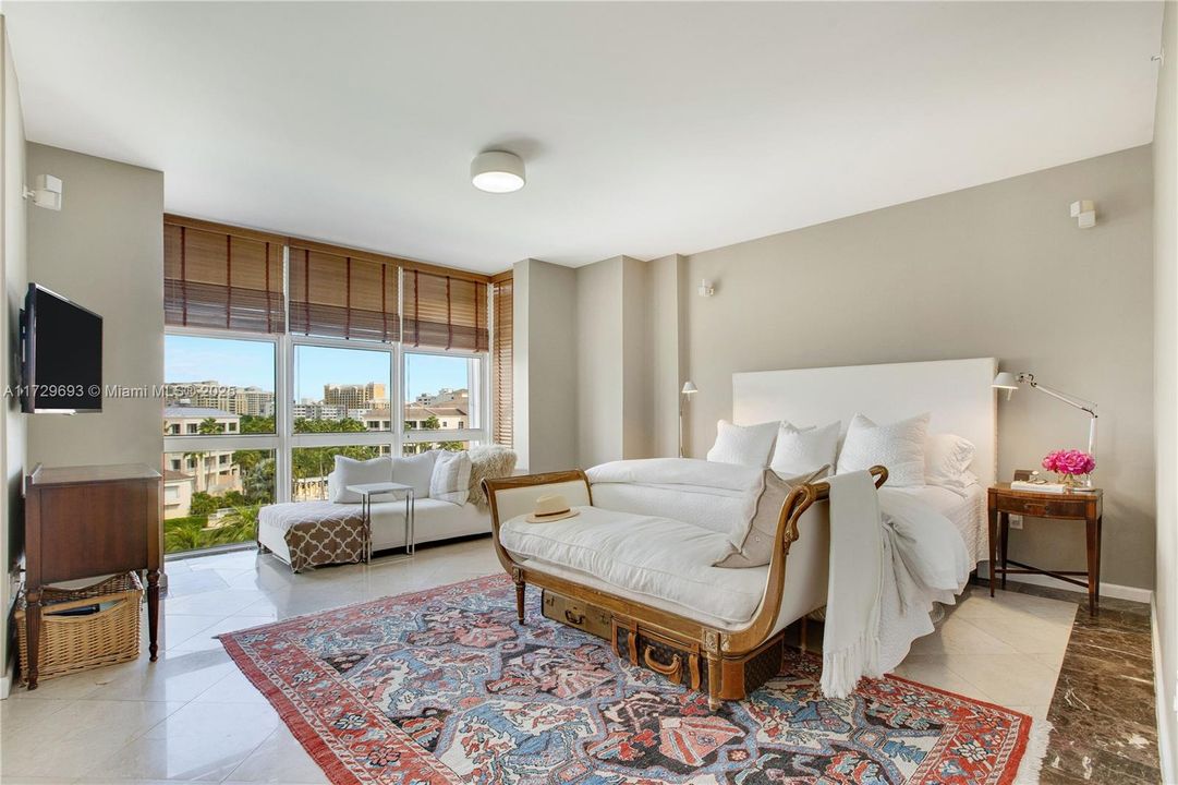 Vendido Recientemente: $2,270,000 (2 camas, 2 baños, 2060 Pies cuadrados)