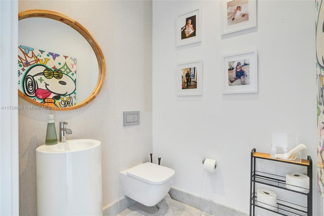 На продажу: $7,599,000 (4 спален, 5 ванн, 3252 Квадратных фут)