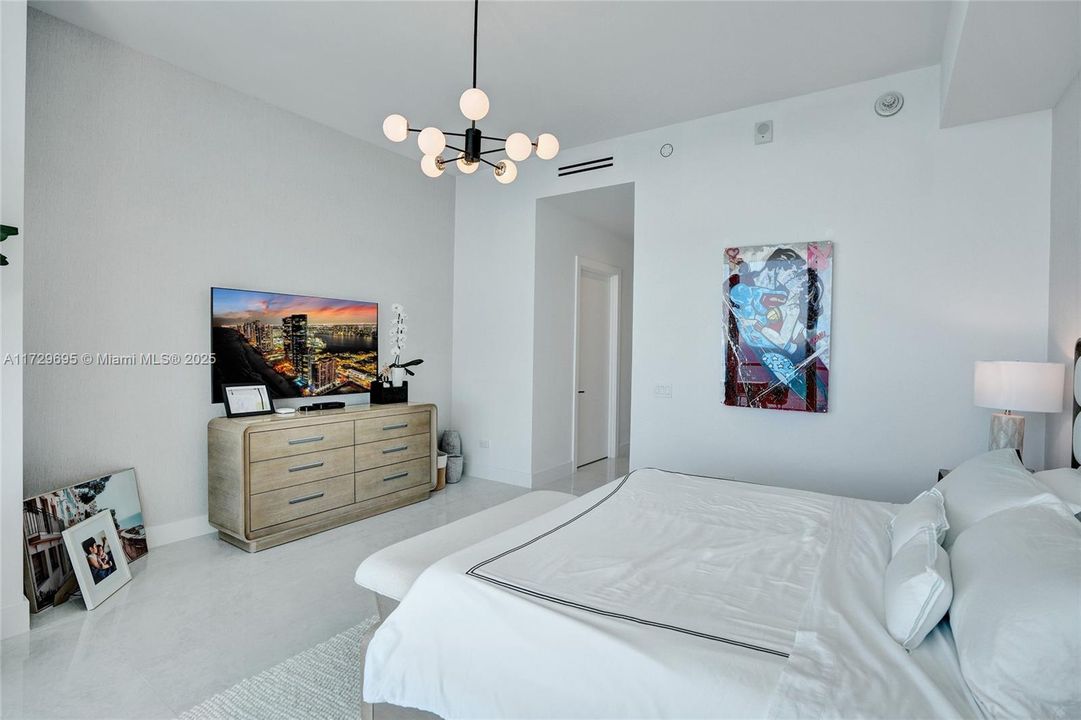 На продажу: $7,599,000 (4 спален, 5 ванн, 3252 Квадратных фут)