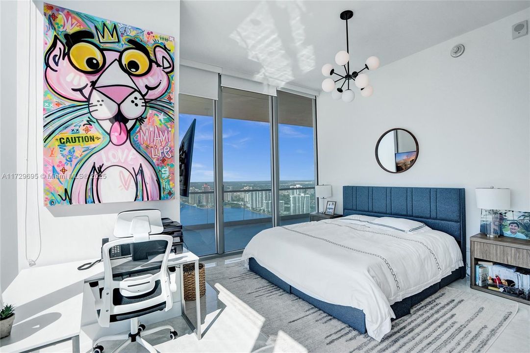 На продажу: $7,599,000 (4 спален, 5 ванн, 3252 Квадратных фут)