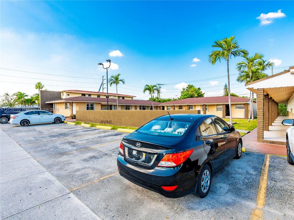 最近售出: $2,999,000 (0 贝兹, 0 浴室, 0 平方英尺)