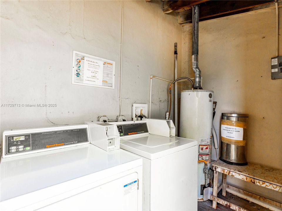 最近售出: $2,999,000 (0 贝兹, 0 浴室, 6729 平方英尺)