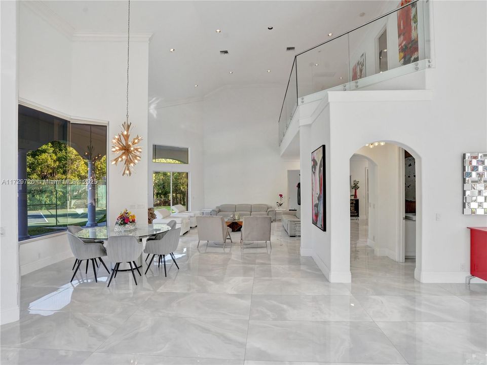 For Sale: $5,179,000 (6 beds, 6 baths, 7488 Square Feet)