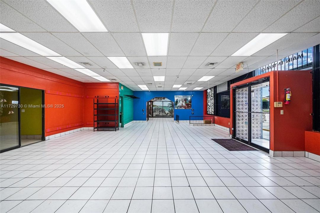 Active With Contract: $3,325,000 (0 beds, 0 baths, 0 Square Feet)