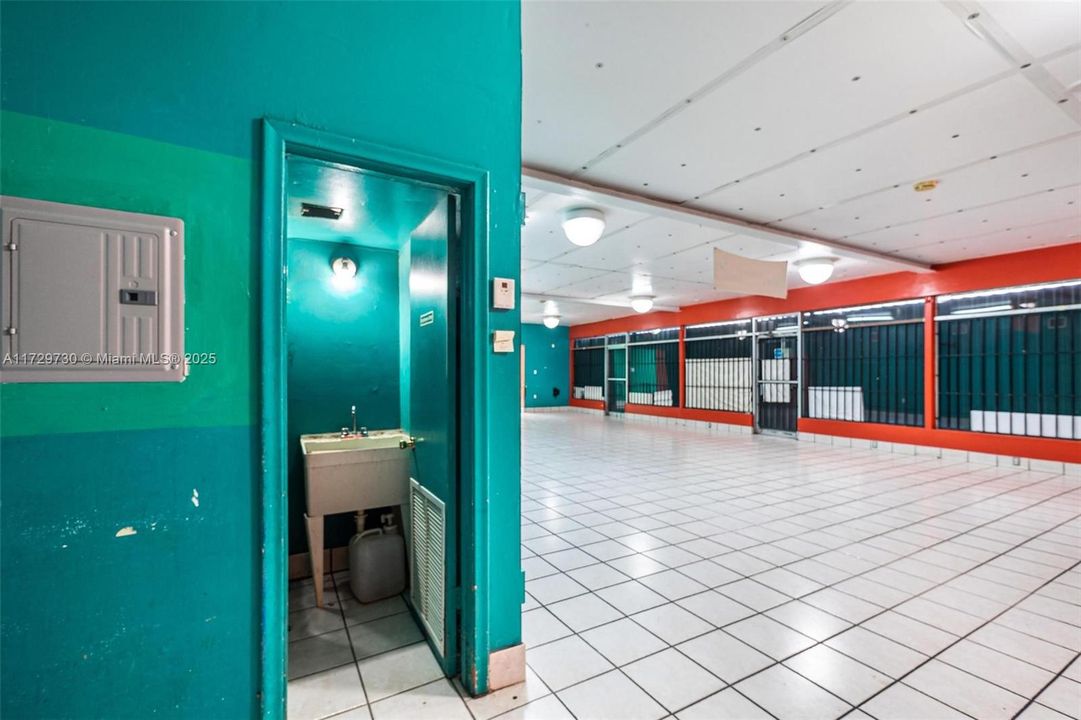 Active With Contract: $3,325,000 (0 beds, 0 baths, 0 Square Feet)