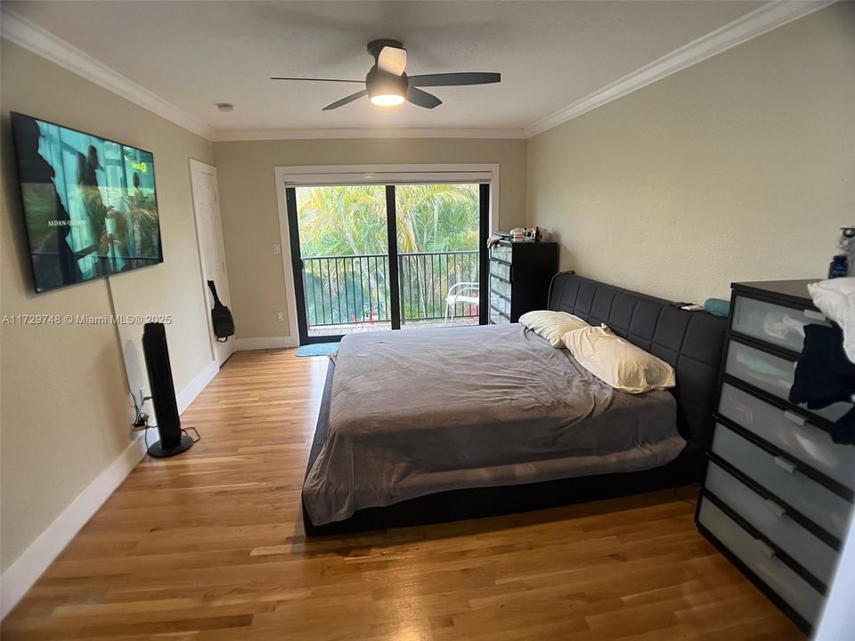 Recently Sold: $599,000 (3 beds, 2 baths, 1680 Square Feet)