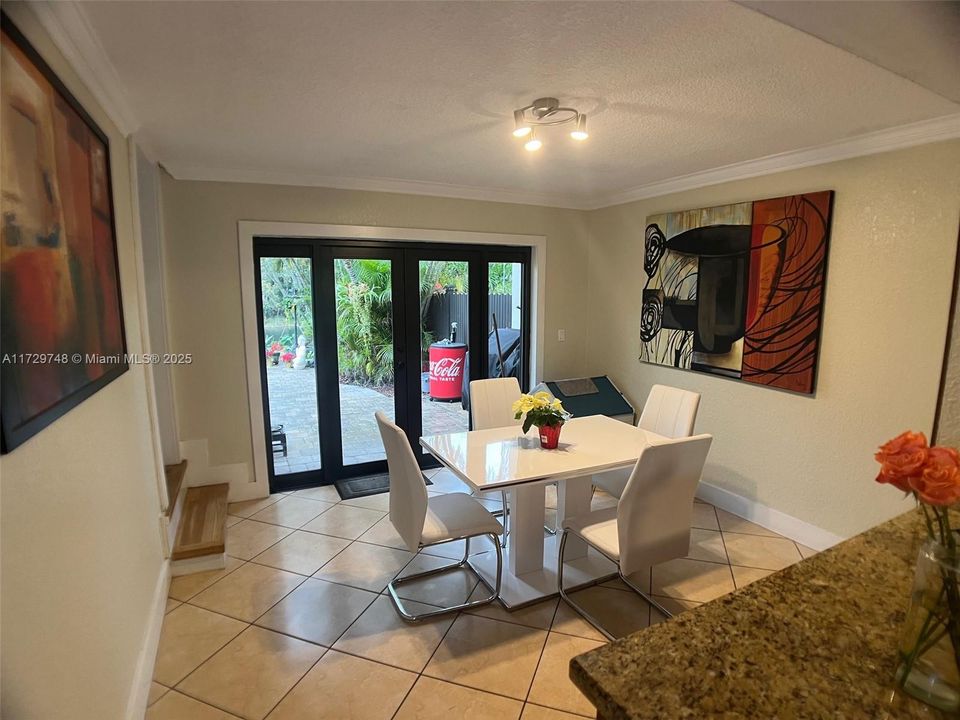 Recently Sold: $599,000 (3 beds, 2 baths, 1680 Square Feet)