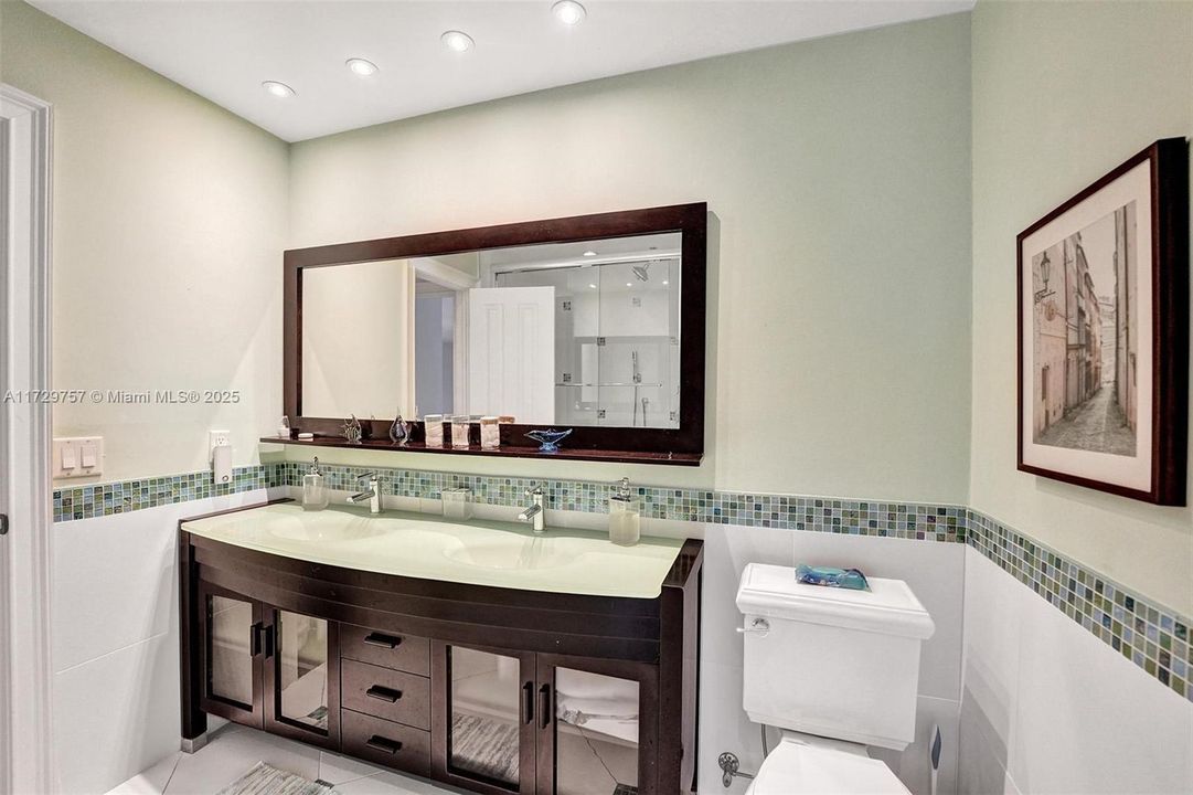 For Rent: $14,500 (4 beds, 3 baths, 5038 Square Feet)