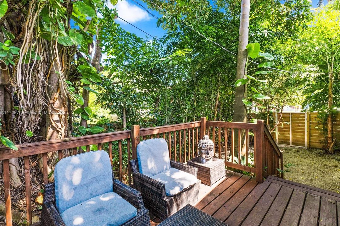 待售: $1,250,000 (4 贝兹, 3 浴室, 1774 平方英尺)